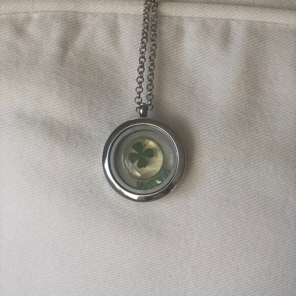 Necklace - Picture 4 of 5